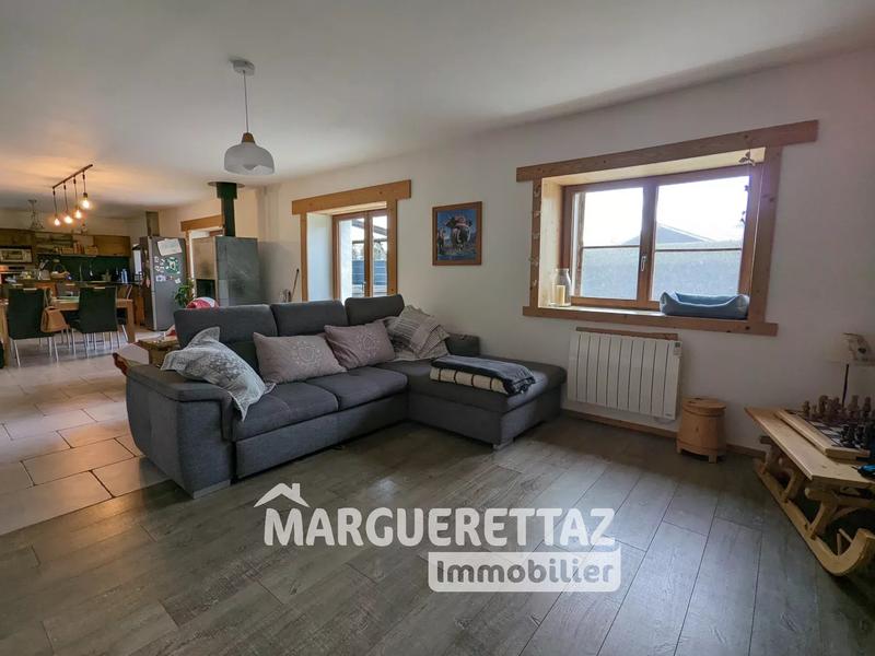 Maison de village - 188 m² - 6 pièces