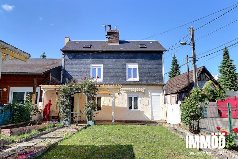 Maison - 77 m² - 5 pièces
