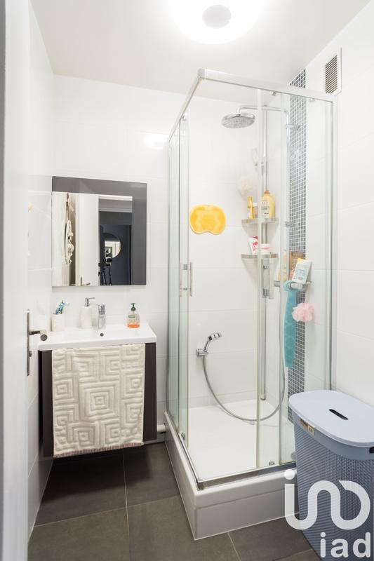 Appartement - 98 m² - 5 pièces