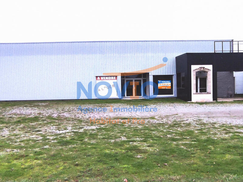 Bureau - 755 m² - 1 pièce