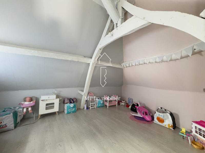 Maison - 181 m² - 8 pièces