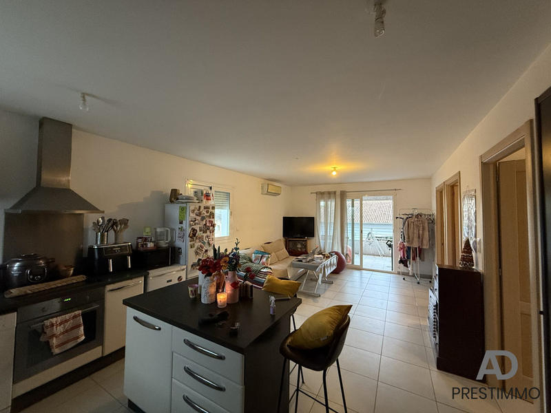 Appartement - 65 m² - 3 pièces