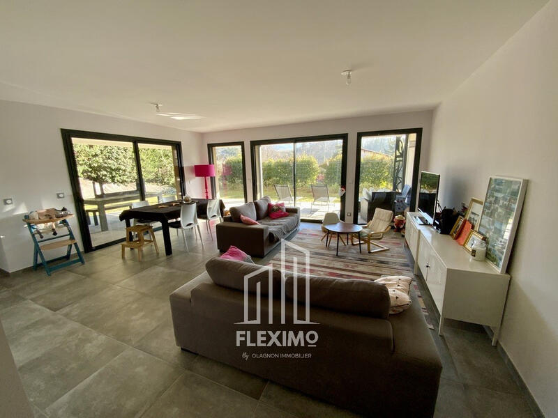 Appartement - 108 m² - 4 pièces