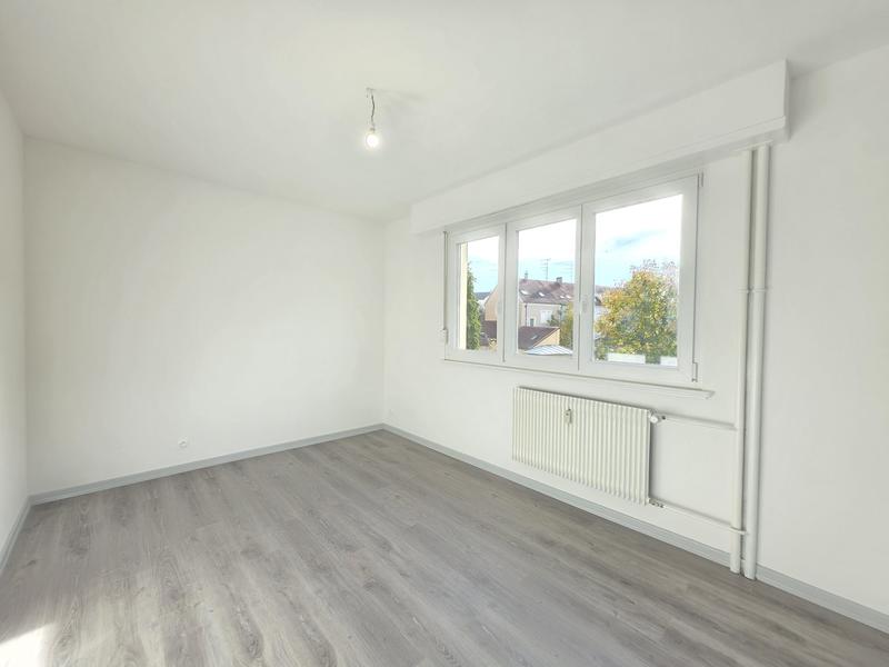 Appartement - 98 m² - 4 pièces