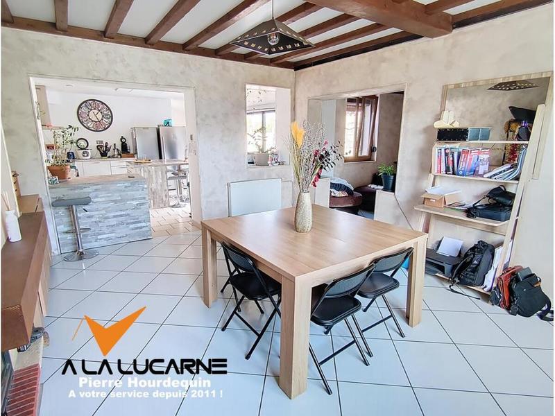 Maison - 93 m² - 5 pièces