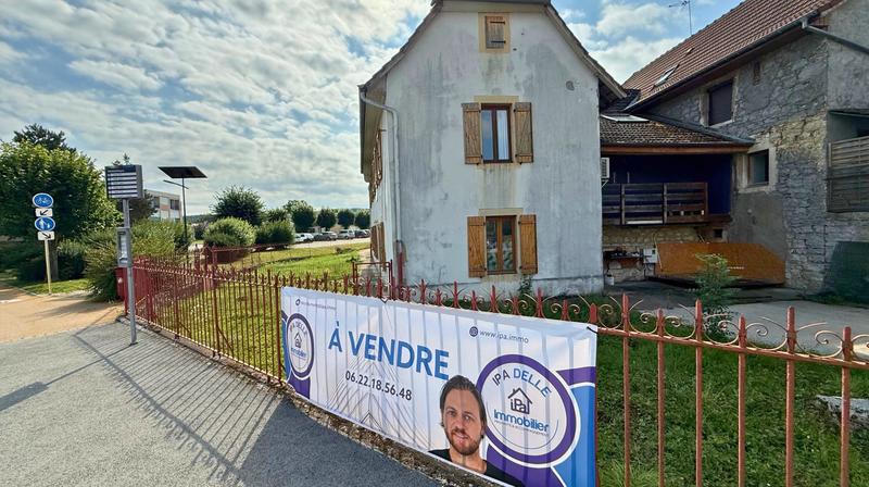 Maison - 210 m² - 10 pièces