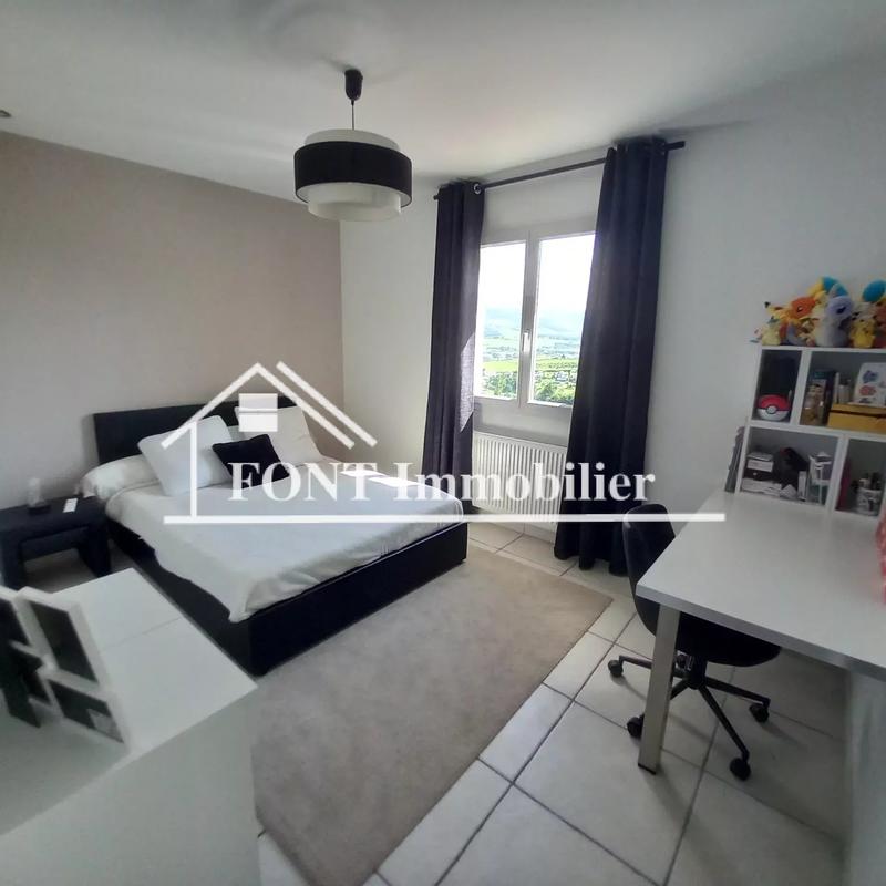 Maison - 338 m² - 8 pièces