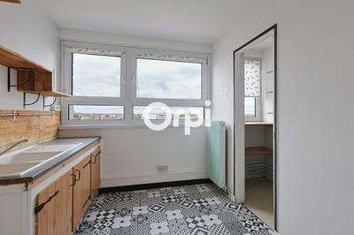 Appartement - 86 m² - 4 pièces