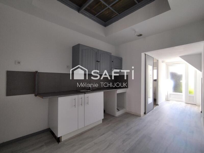 Maison - 80 m² - 5 pièces