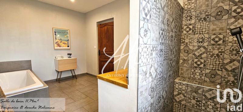 Maison - 180 m² - 6 pièces