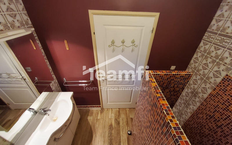 Villa - 183 m² - 6 pièces