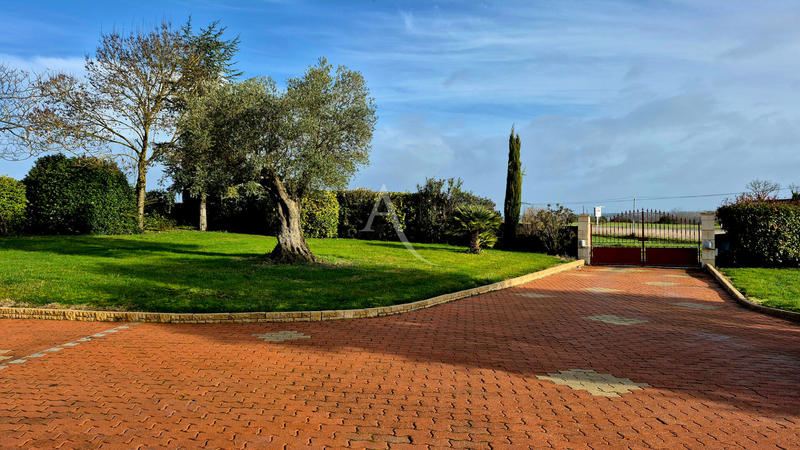 Maison - 154 m² - 5 pièces