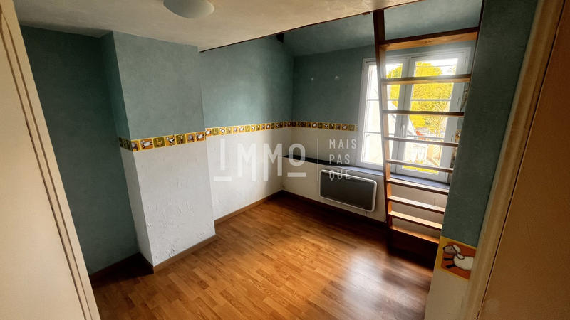 Maison traditionnelle - 70 m² - 4 pièces