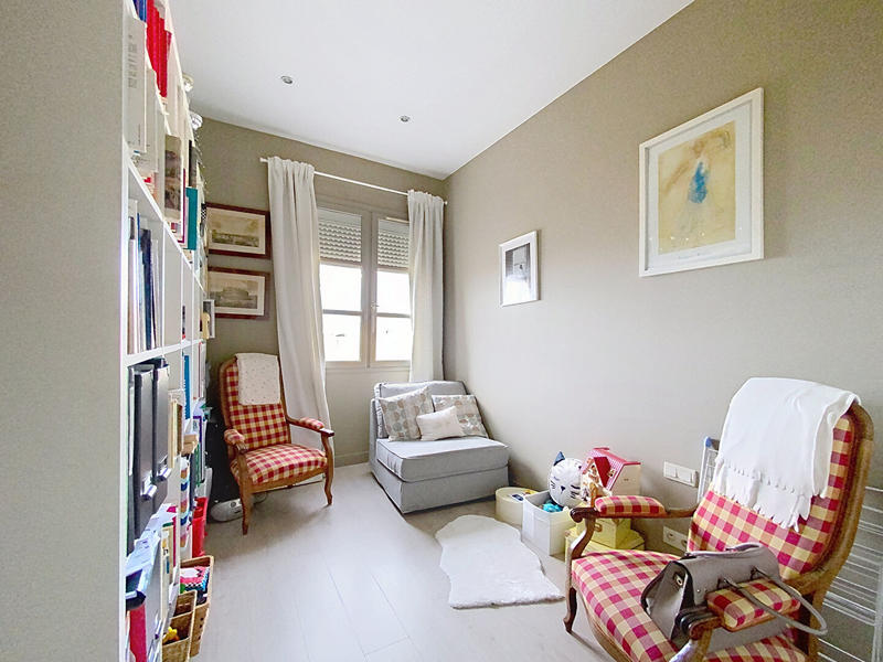 Appartement - 112 m² - 4 pièces