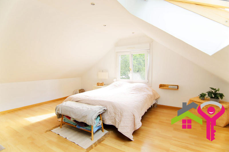 Maison - 101 m² - 5 pièces