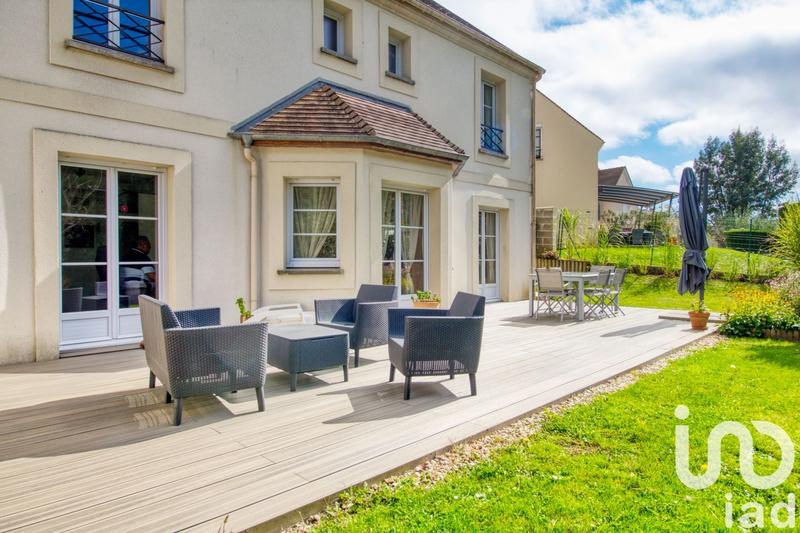 Maison - 140 m² - 6 pièces