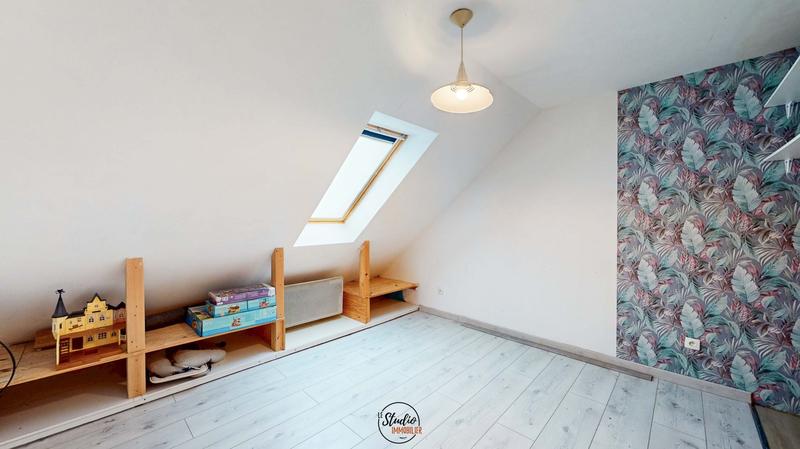 Maison - 104 m² - 5 pièces