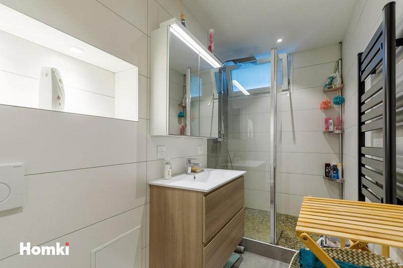 Appartement - 82 m² - 4 pièces