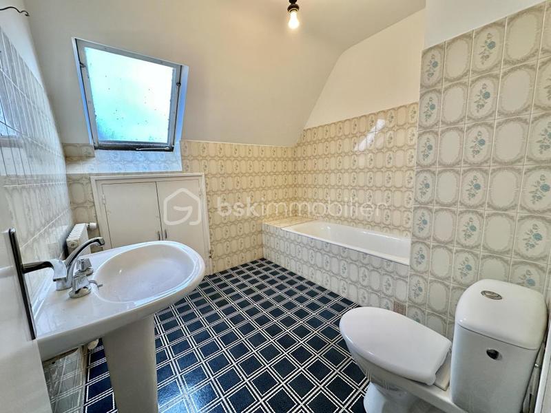 Maison - 102 m² - 4 pièces