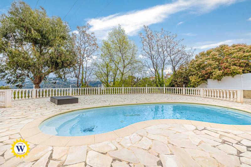 Maison - 132 m² - 5 pièces