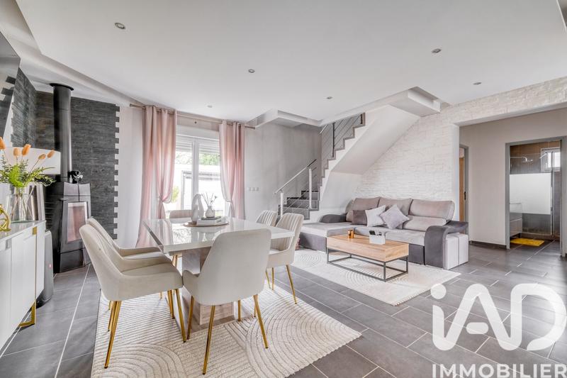 Maison - 153 m² - 6 pièces
