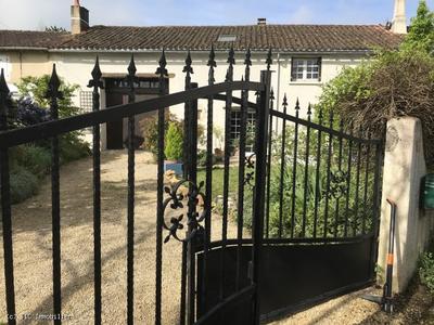 Maison en pierre - 140 m² - 7 pièces