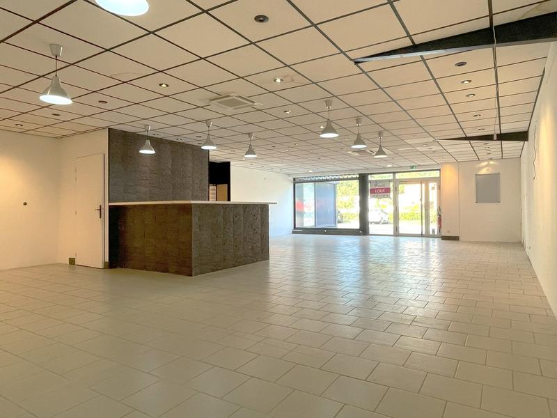 Local commercial - 170 m²