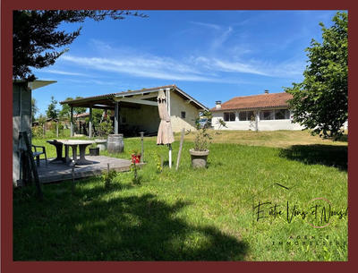 Maison traditionnelle - 143 m² - 7 pièces