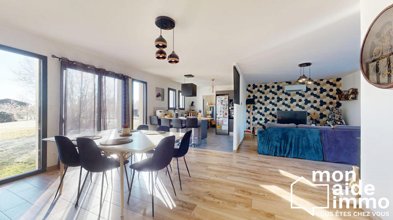 Maison contemporaine - 104 m² - 4 pièces