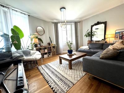 Appartement - 82 m² - 3 pièces