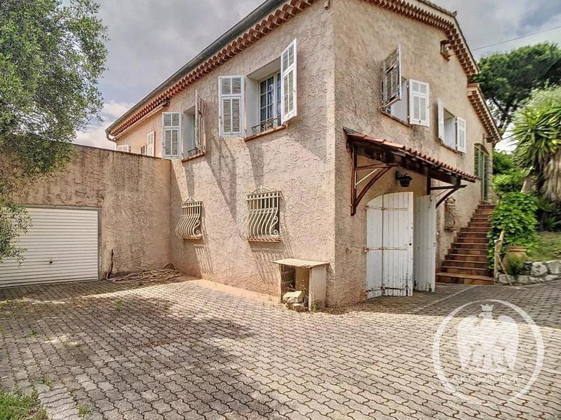 Villa - 129 m² - 6 pièces