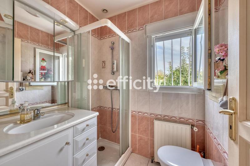 Maison - 155 m² - 7 pièces