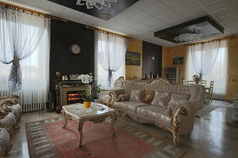 Maison de maîtres - 300 m² - 9 pièces