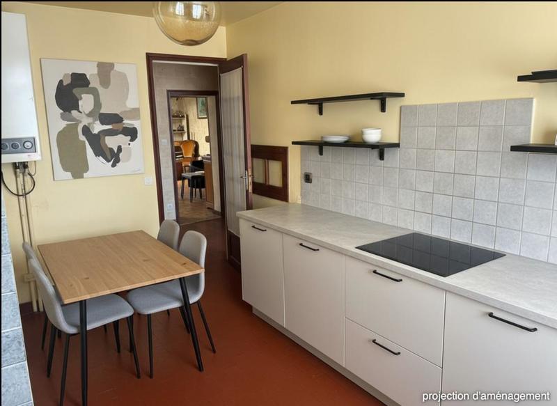 Maison - 140 m² - 8 pièces