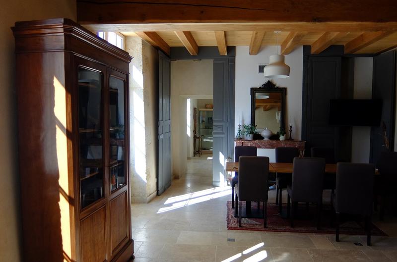 Maison - 576 m² - 10 pièces