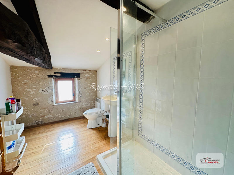 Maison de village - 214 m² - 9 pièces