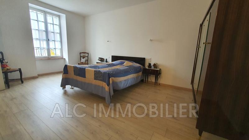 Maison - 167 m² - 6 pièces