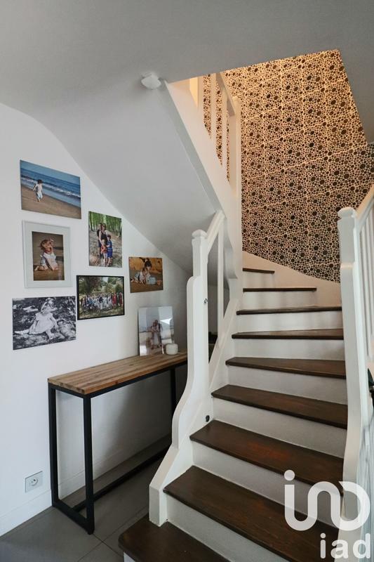 Maison - 195 m² - 6 pièces