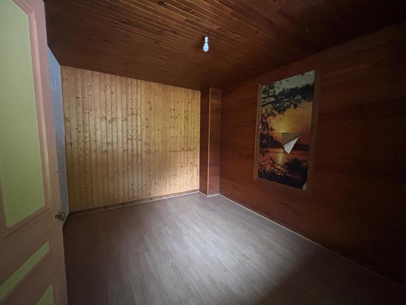 Appartement - 81 m² - 5 pièces