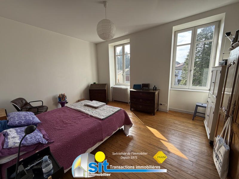 Propriété - 170 m² - 8 pièces