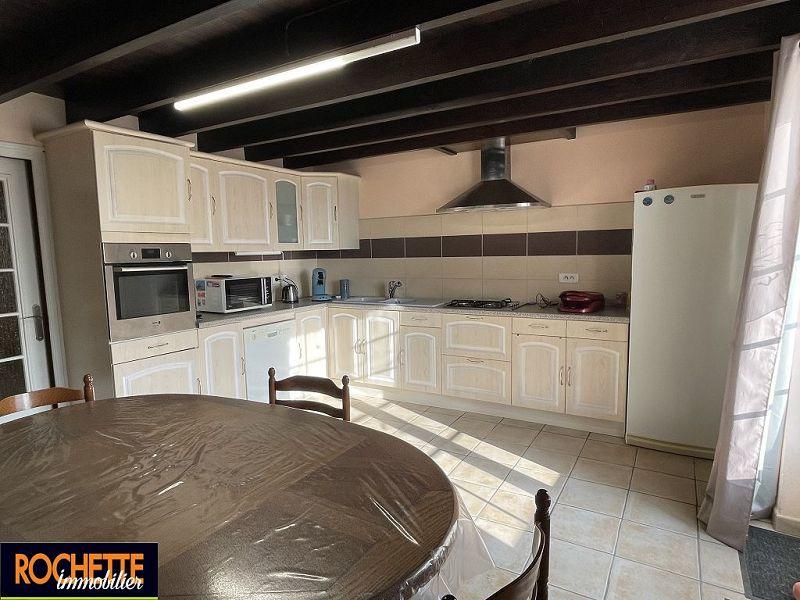 Maison traditionnelle - 145 m² - 6 pièces