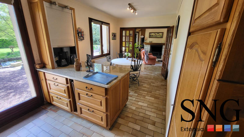 Maison - 185 m² - 7 pièces