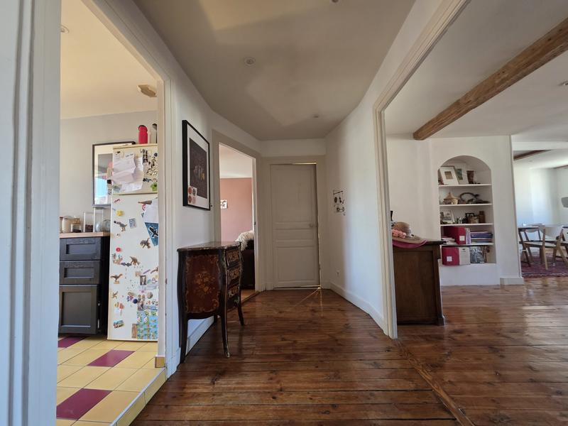 Appartement - 129 m² - 4 pièces