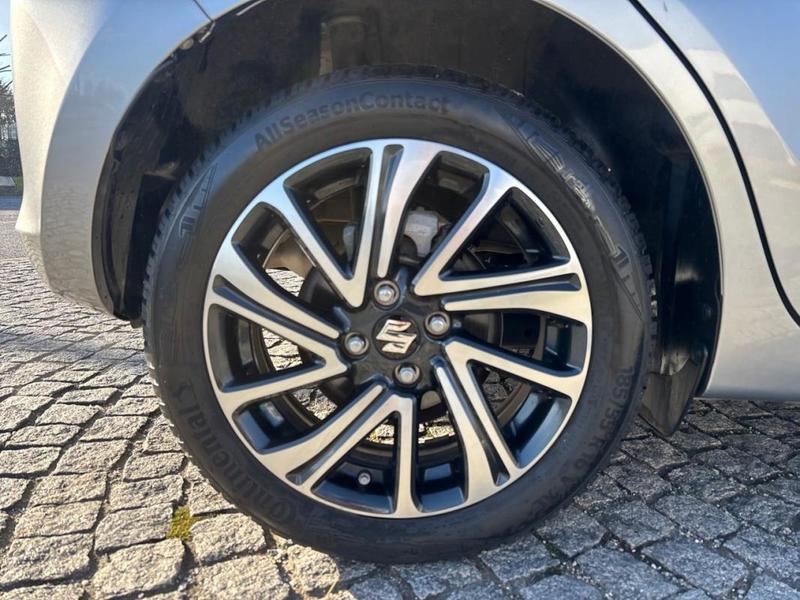 Suzuki Swift 1.2 Dualjet Hybrid Auto (Cvt) Pack