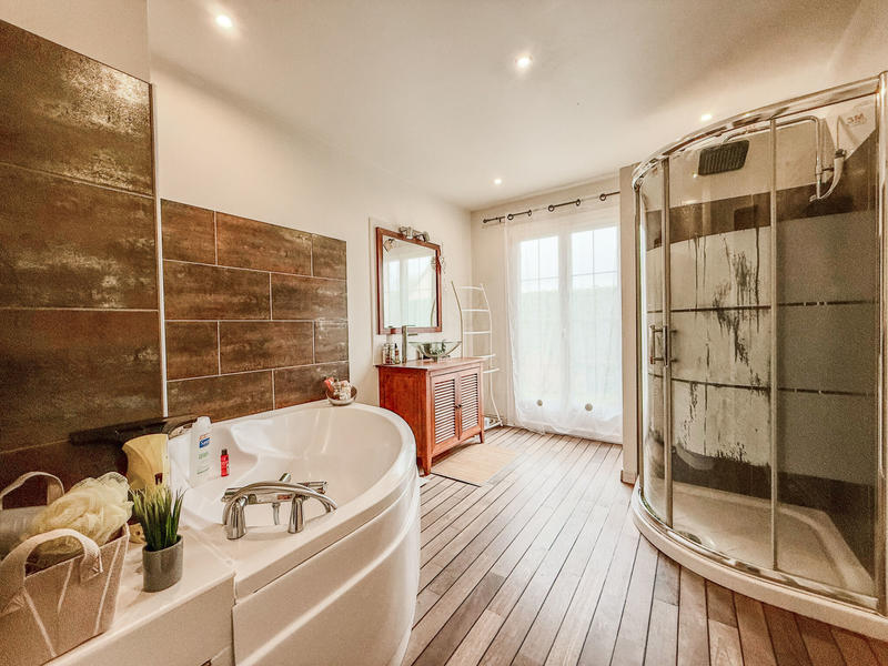 Maison - 126 m² - 5 pièces