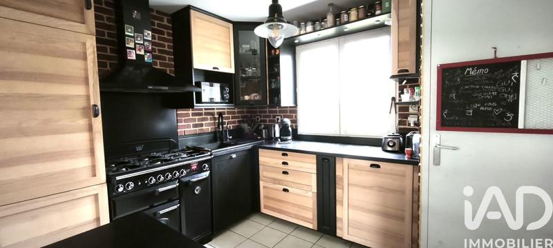 Maison - 98 m² - 5 pièces