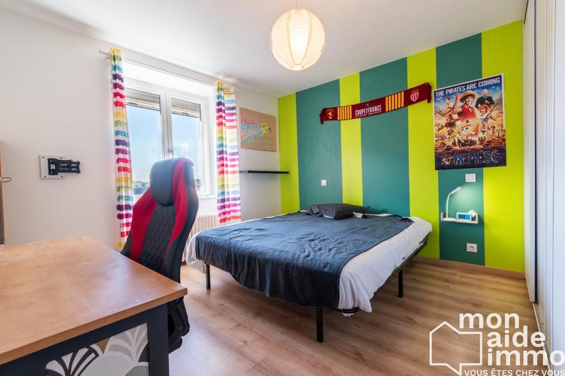 Maison traditionnelle - 163 m² - 6 pièces