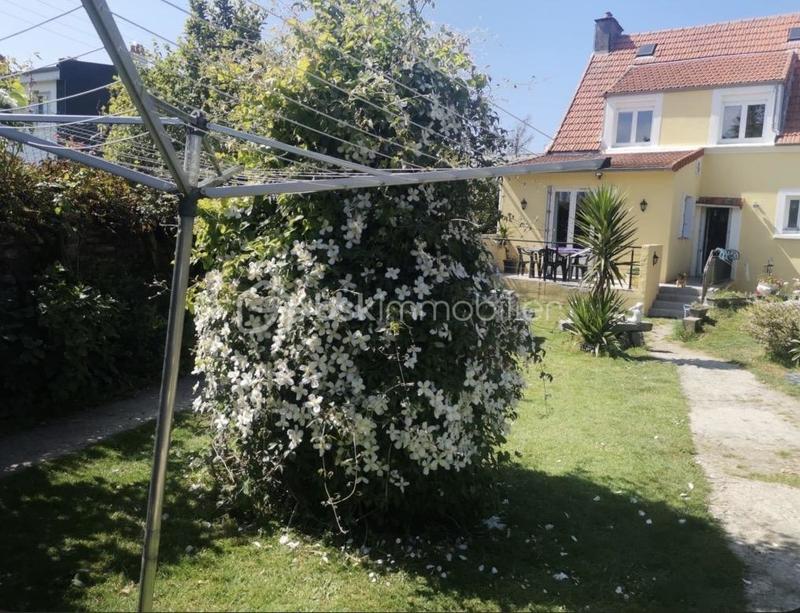 Maison de ville - 126 m² - 7 pièces