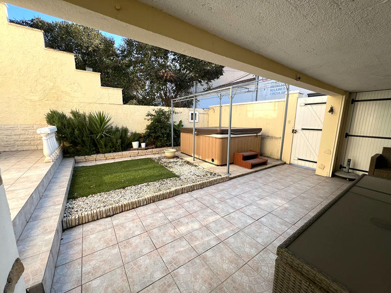 Maison - 140 m² - 8 pièces