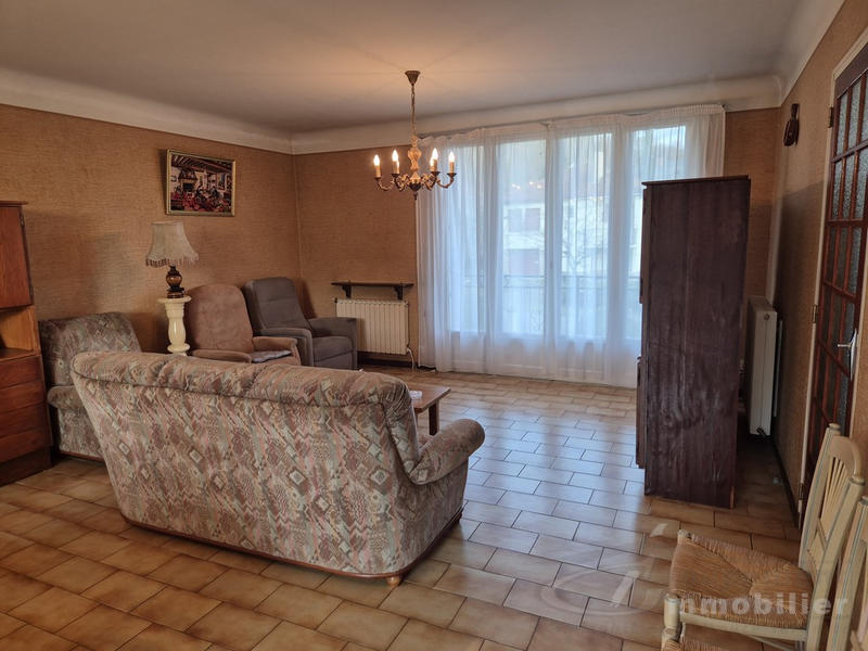 Maison - 103 m² - 7 pièces